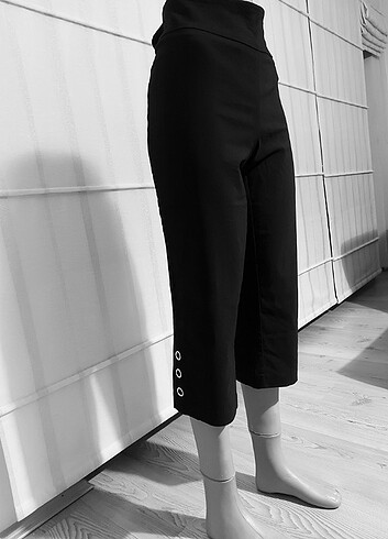 AMERİKADAN ZAX&RACHEL KAPRİ SİYAH PANTOLON - Görsel 8