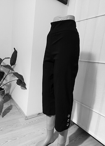 AMERİKADAN ZAX&RACHEL KAPRİ SİYAH PANTOLON - Görsel 9