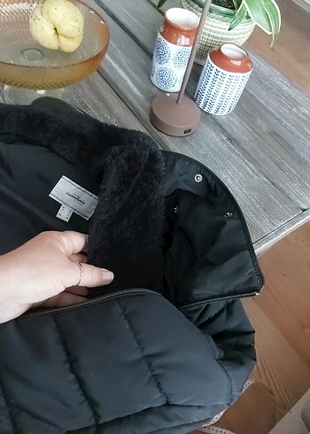 TCHIBO KAPİTONE SİCAK TUTAN MONT - Görsel 7