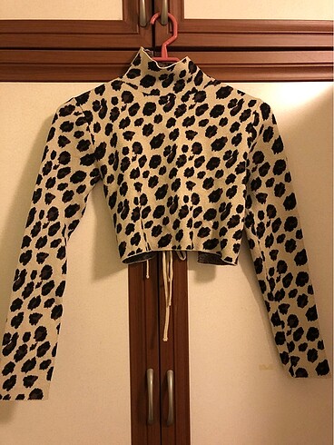 Zara crop