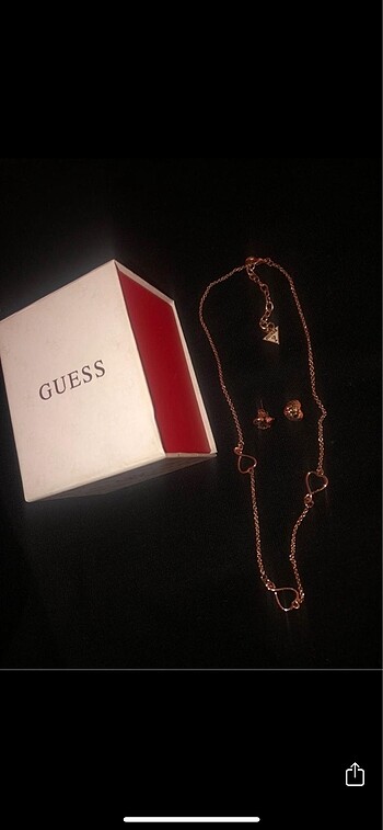 Guess kolye ve küpe