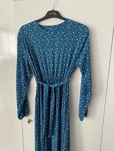 LC Waikiki Yeni Etiketli Uzun yazlık Elbise