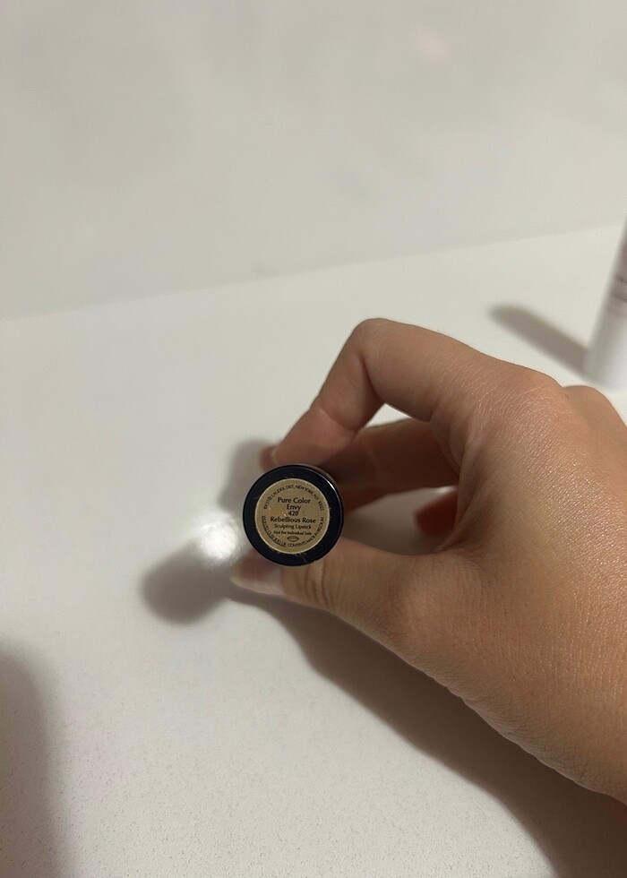 Estee Lauder Ruj Rebellious Rose - Görsel 3