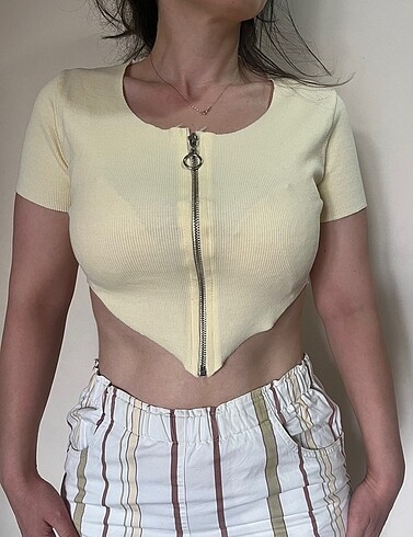 Crop tişört