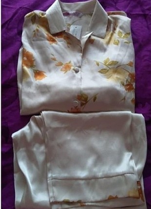 etiketli saten pijama 