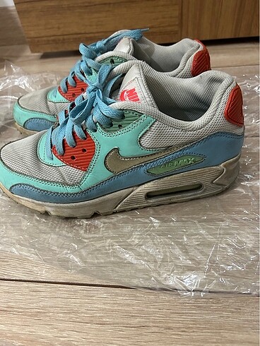 38,5 Beden çeşitli Renk Nike airmax