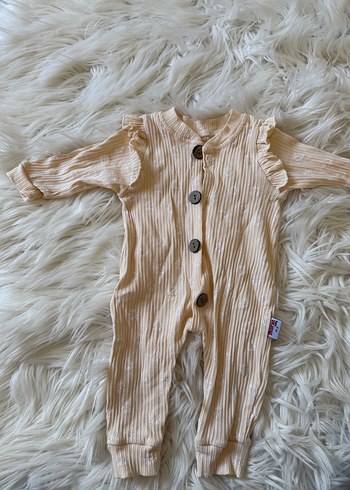 Bej Düğmeli Bebek Kız Tulum - Görsel 2