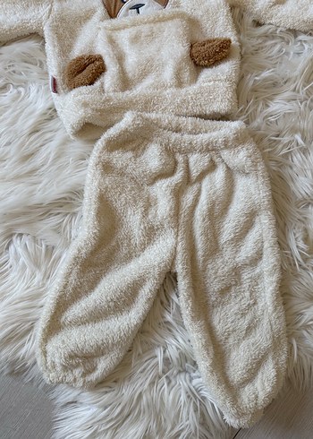 Kahverengi Nakışlı unisex tüylü alt üst takım - Görsel 3