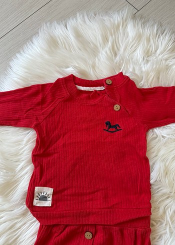 Kız Bebek Kırmızı Uzun Kollu Takım - Görsel 3
