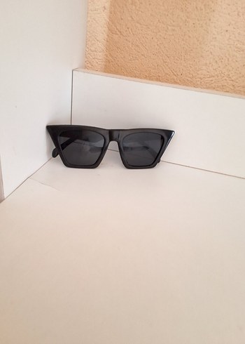 Siyah Minimalist Gotik Kadın Güneş Gözlüğü