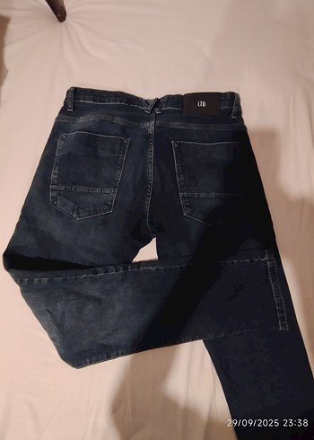 32 Beden Regular Fit Denim Pantolon