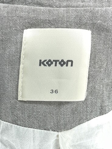 36 Beden gri Renk Koton Blazer %70 İndirimli.