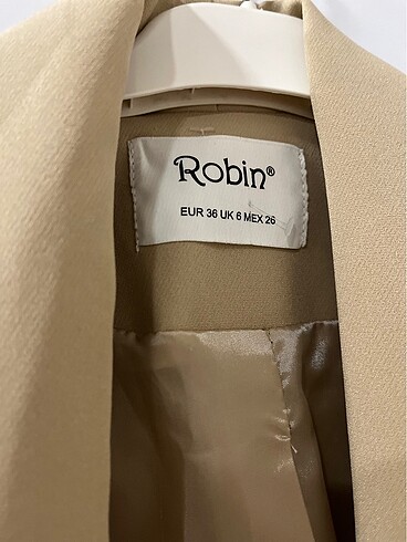 s Beden Kolu büzgülü blazer ceket