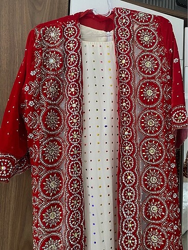 Diğer Kınalık elbise ve kaftan