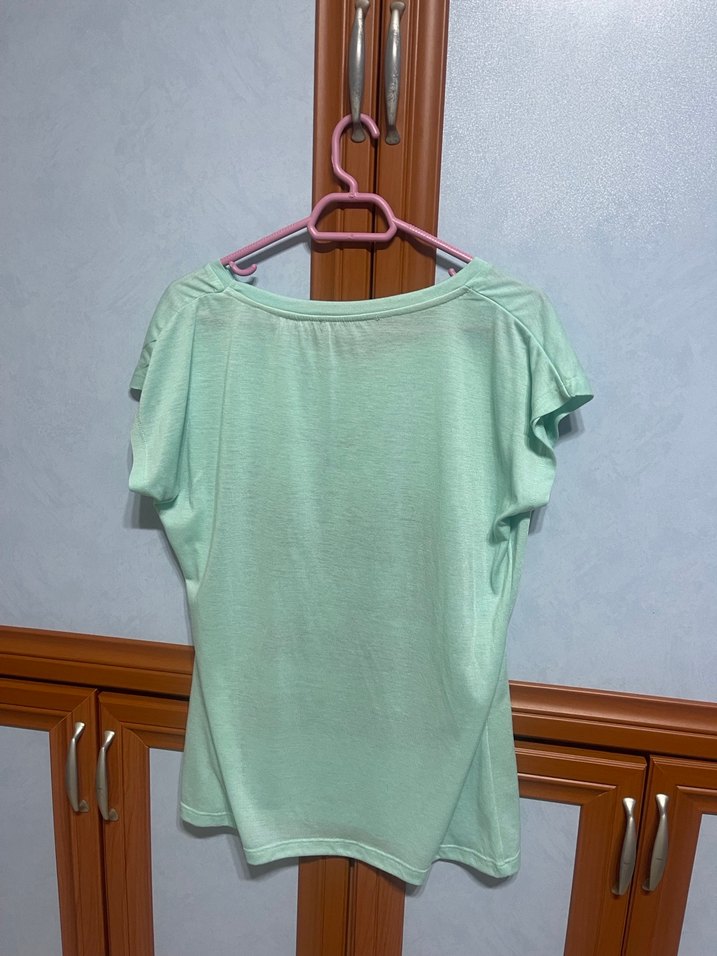 Yeşil Baskılı, Kısa Kollu Tişört - Görsel 3