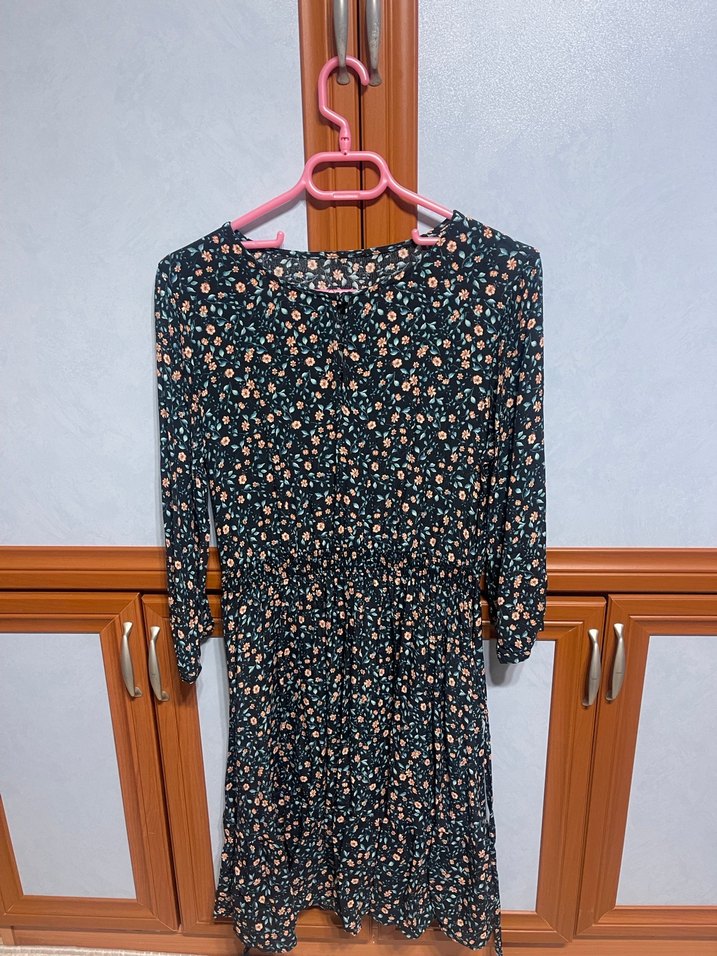 Çiçek Desenli Mini Elbise, Yarım Kol - Görsel 3