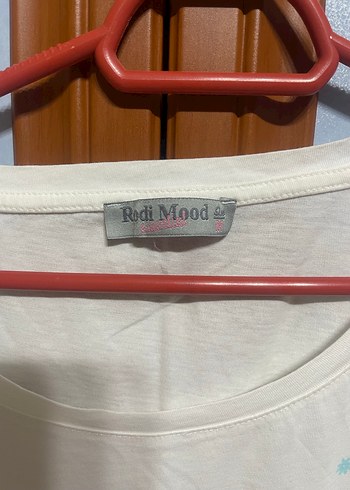 Beyaz Baskılı Hamile Tişörtü - Görsel 2