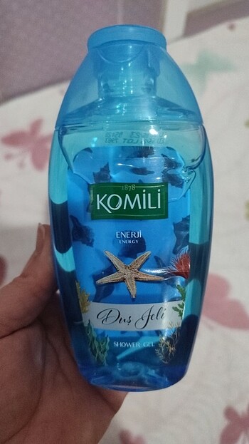 Komili duş jeli