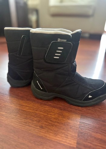 38 Beden siyah Renk Decathlon quechua outdoor kar botu
