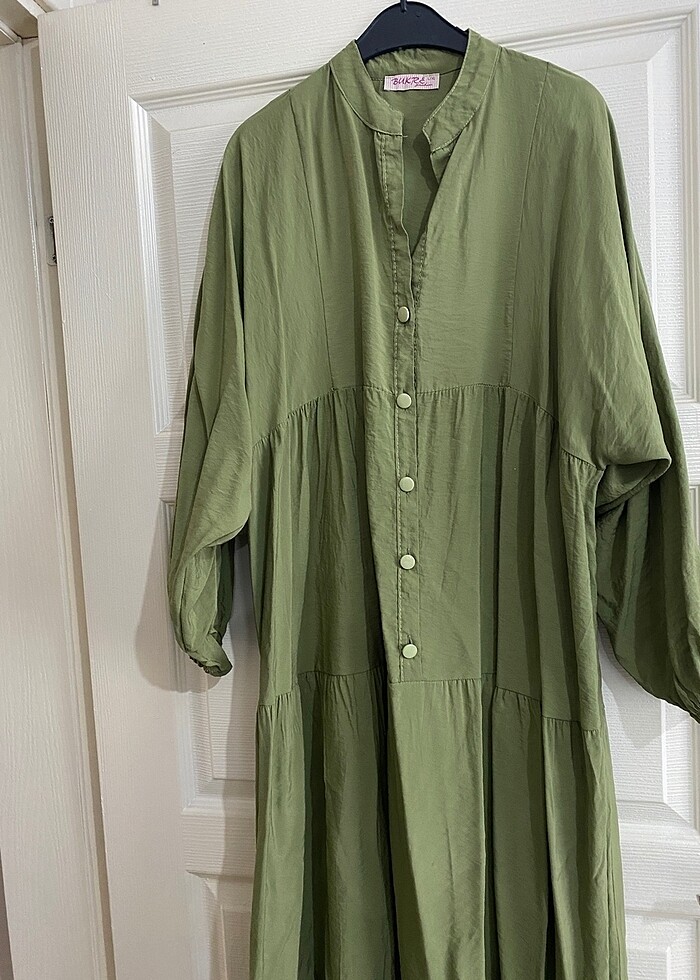 Yesil elbise - Görsel 2