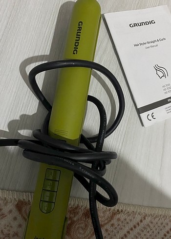 Grundig Yeşil Saç Düzleştirici