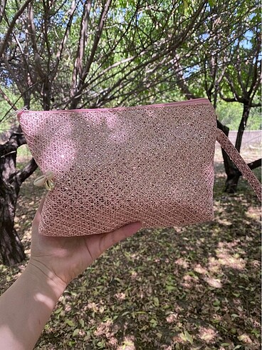 Pembe pullu makyaj çantası