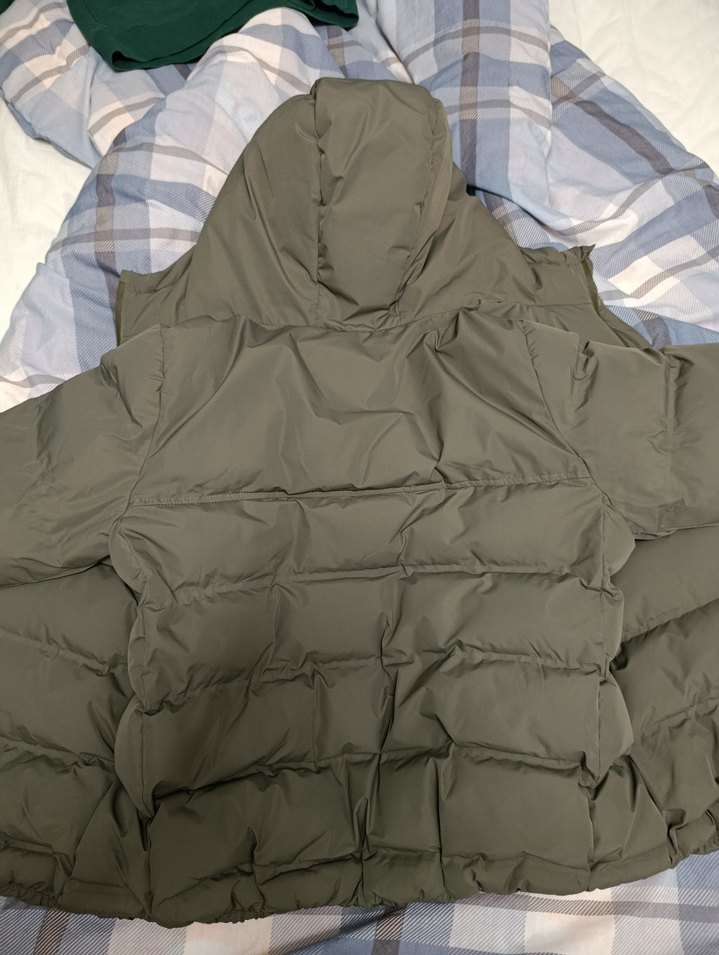 Zara sıfır ayarında haki mont - Görsel 5