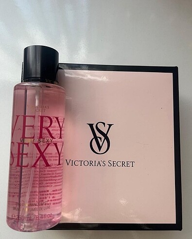 victoria secret vücut spreyi