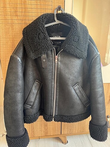 Zara mont