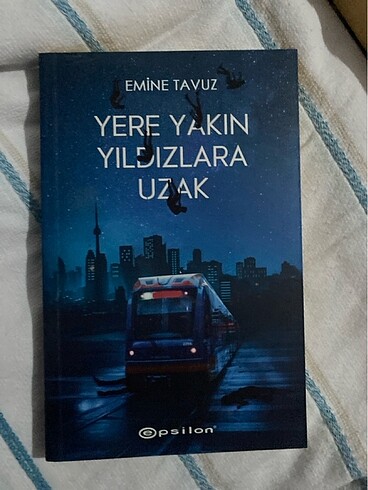 yere yakın yıldızlara uzak