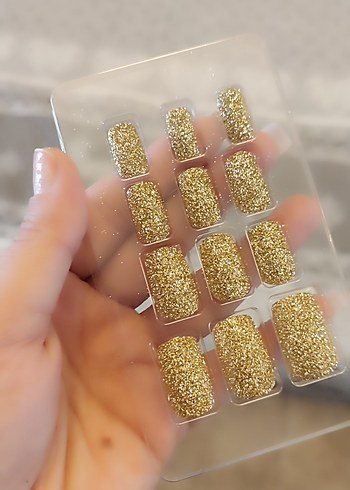 Parlak Altın Renkli Takma tırnak - Görsel 2