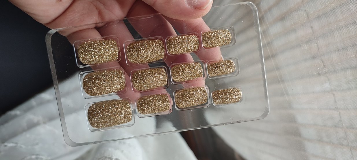 Parlak Altın Renkli Takma tırnak - Görsel 3