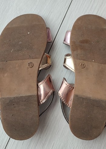 Kız Çocuk Parlak Deri Bohem Sandalet - Görsel 3