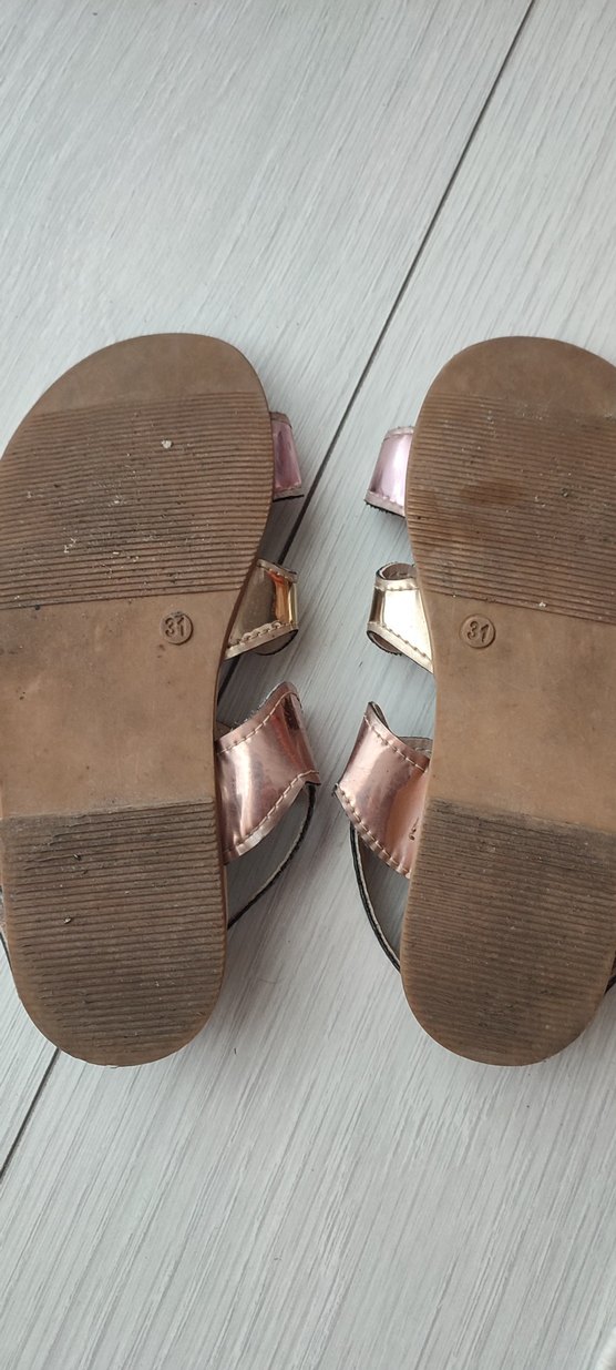 Kız Çocuk Parlak Deri Bohem Sandalet - Görsel 3