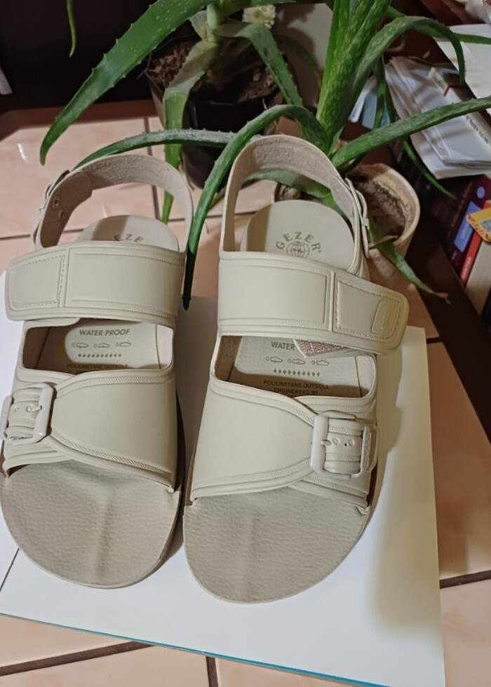 Gezer marka sıfır ürün sandalet. - Görsel 2