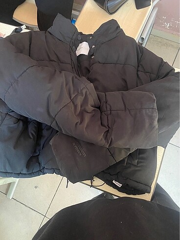 bershka mont