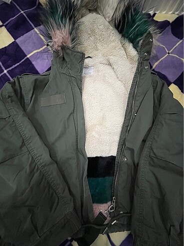 Bershka mont