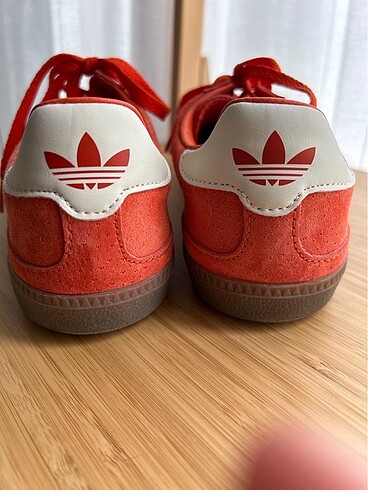 40,5 Beden Adidas Spezial orijinal Adidas mağazasından alındı, turuncu