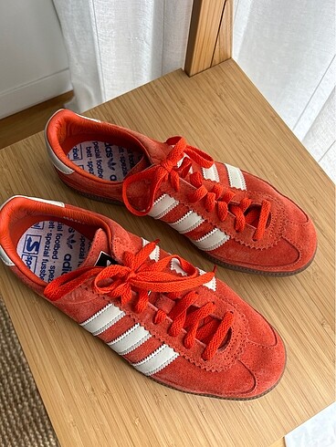 Adidas Spezial orijinal Adidas mağazasından alındı, turuncu