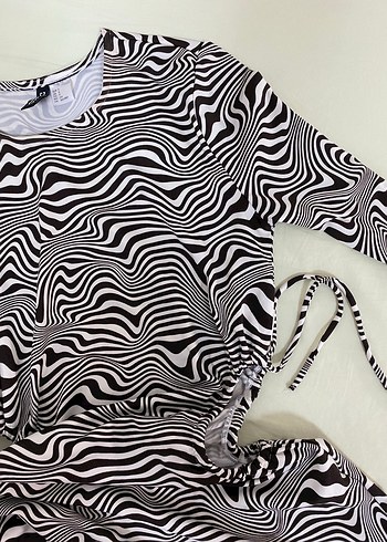 Zebra Desenli Uzun Kollu Mini Elbise - Görsel 2