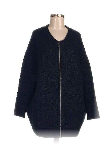 Zara Ceket %70 İndirimli.
