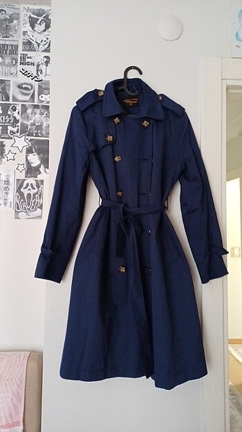 Trenchcoat
