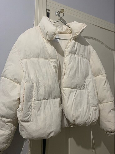 Bershka şişme mont