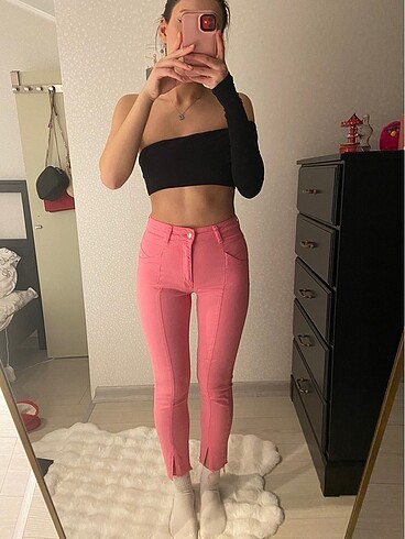 Pembe pantalon