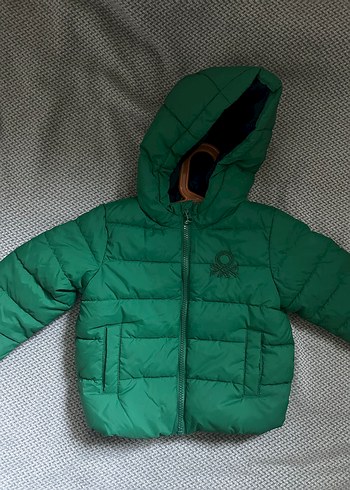 Benetton Erkek Çocuk Yeşil Kapüşonlu Mont
