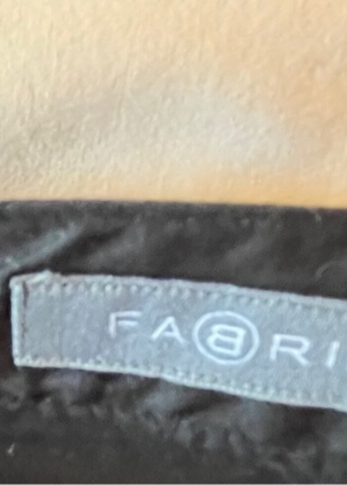 FABRİKA BAYAN KOLSUZ GÖMLEK - Görsel 3