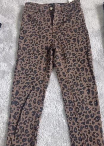 Kahverengi Leopar Desenli Kadın Pantolon
