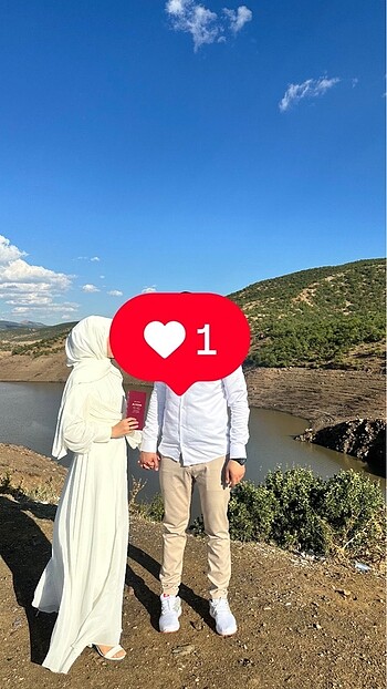 Beyaz şifojn elbise