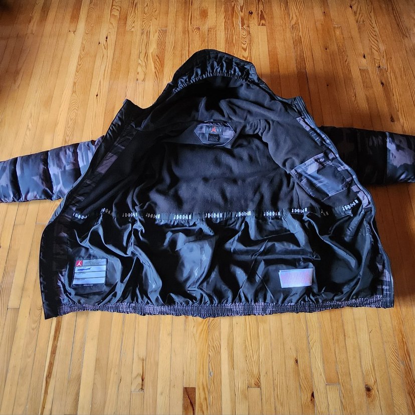 Nike Air Jordan Jdb Faux Down Mont - Görsel 3