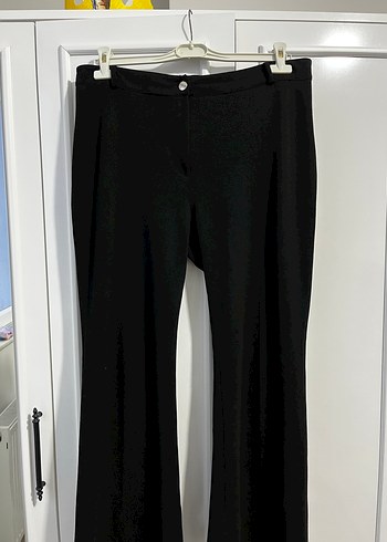 Düğmeli Siyah Kadın Kumaş Pantolon - Görsel 3